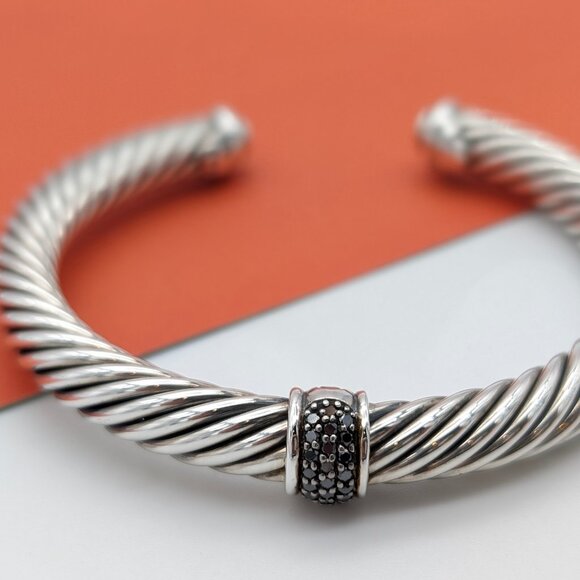 DAVID YURMAN Sterling Silver 7mm Classic Cable Station Black Diamond Bracelet - Picture 2 of 10